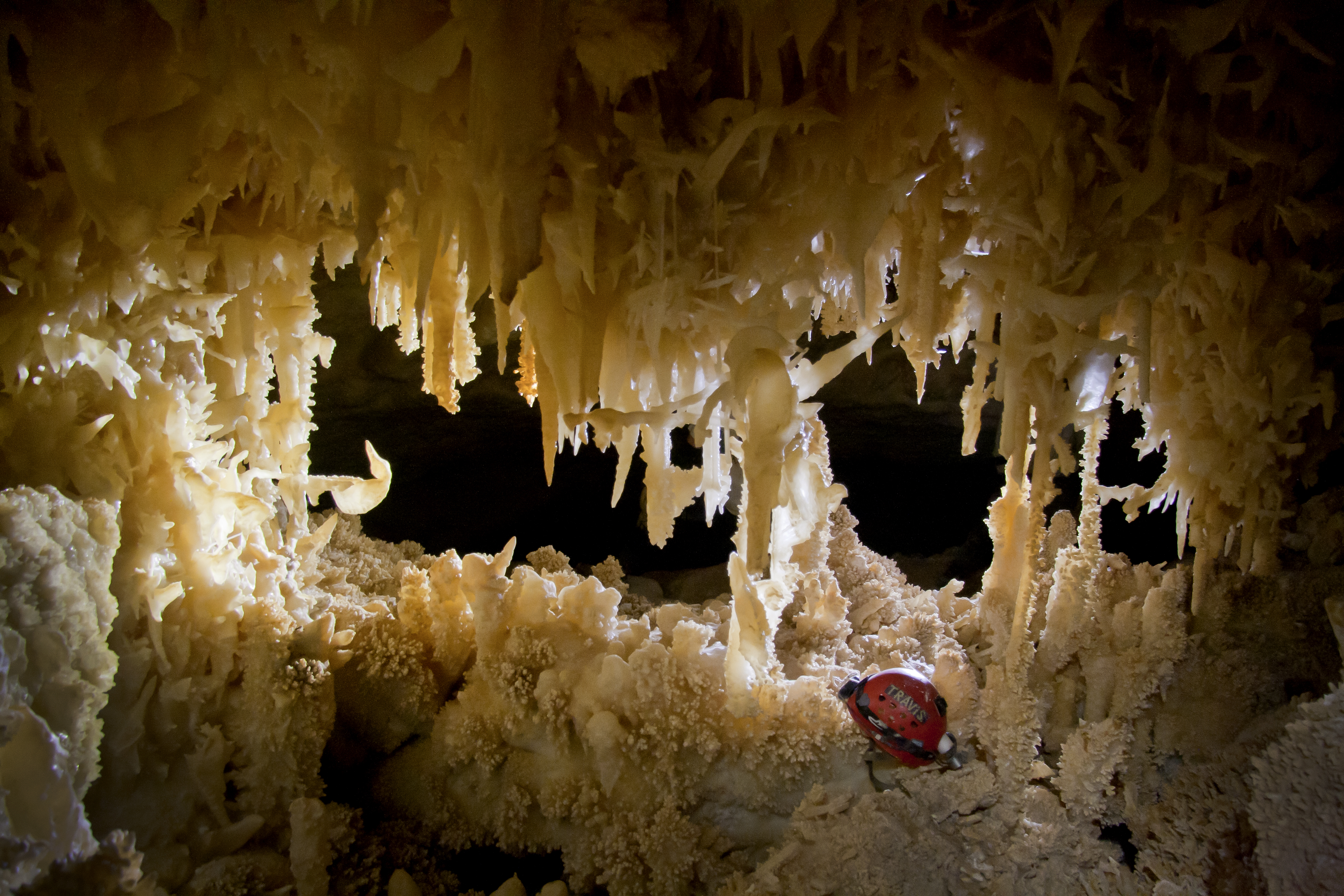 Helectites in Midnight Cave - Photo Travis Scott