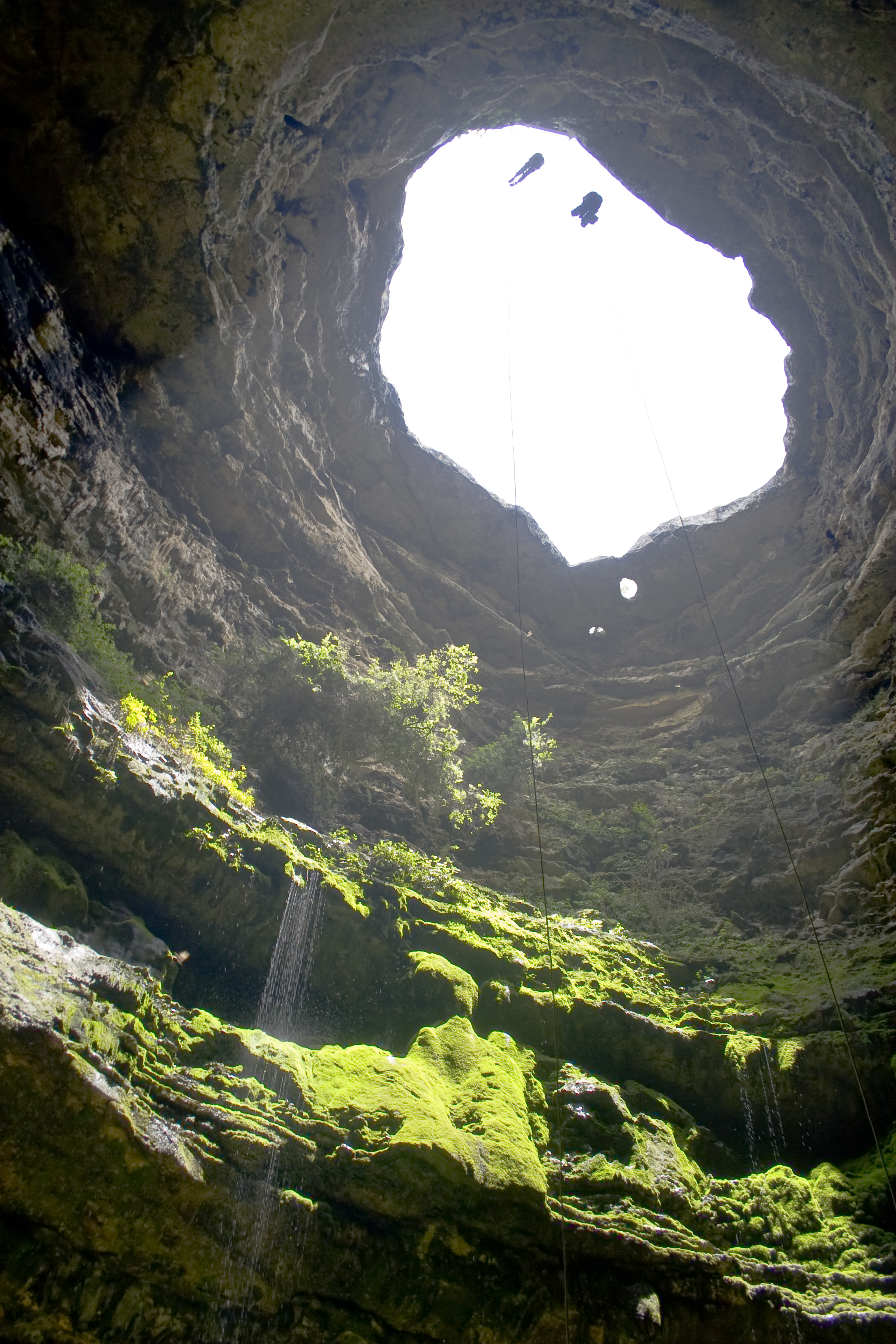 Devil's Sinkhole - Photo Travis Scott